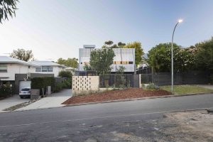 PERFORATED HOUSE PHOTO FRONT ZOOMOUT