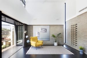 PERFORATED HOUSE PHOTO LOUNGE SIDE WIDE YELLOW