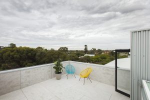 PERFORATED HOUSE PHOTO ROOF TERRACE
