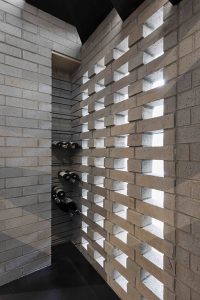 PERFORATED HOUSE PHOTO WINE STORE