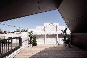 PERFORATED MEZZANINE PHOTO TERRACE