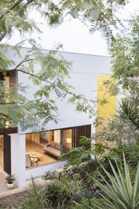 SUBTRACTED HOUSE PHOTO FRONT WITH GARDEN